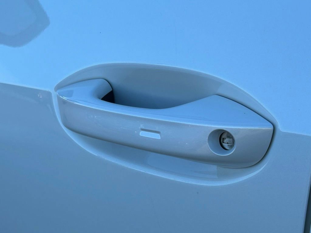 Used 2026 Volkswagen Tiguan SEL R-Line image 36