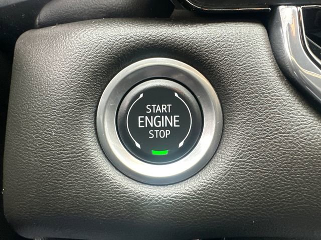 Used 2024 GMC Canyon Elevation w/ Convenience Package image 30