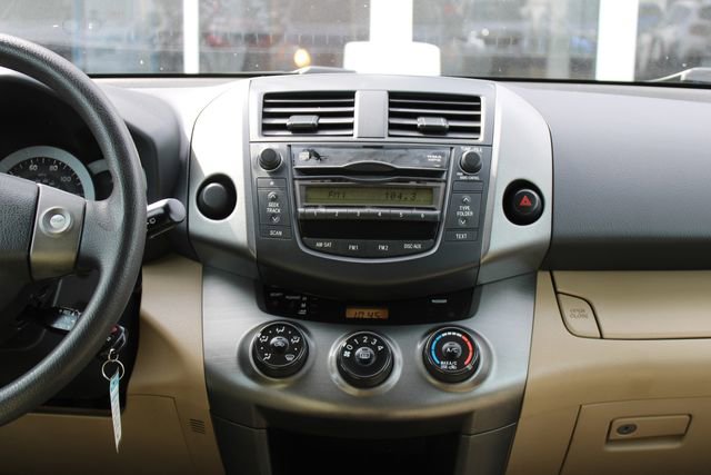 Used 2010 Toyota RAV4 2WD image 21
