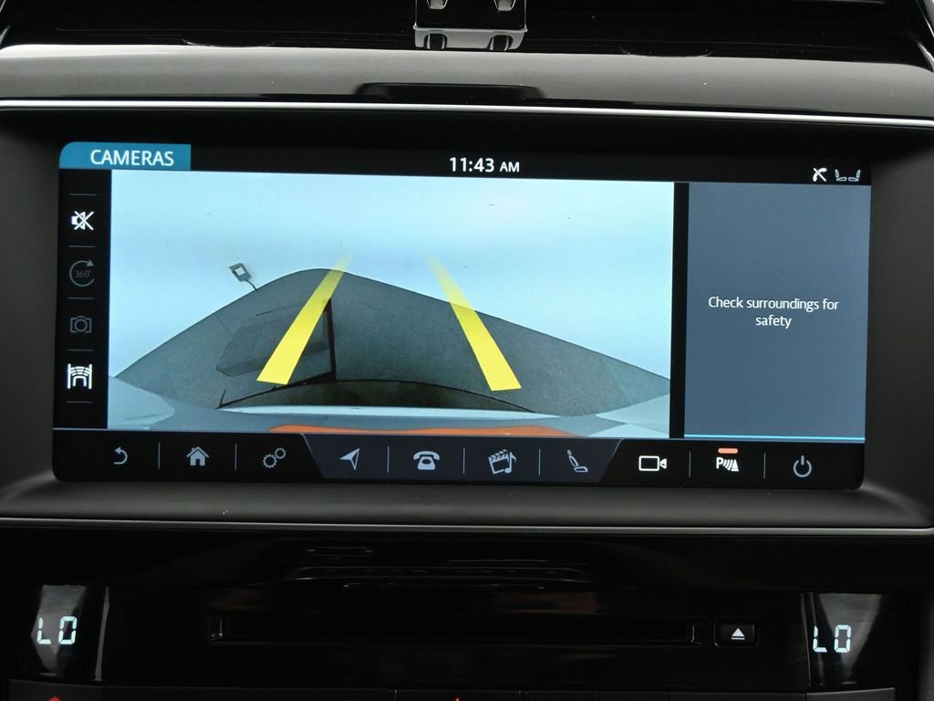 Used 2020 Jaguar F-PACE R-Sport image 29