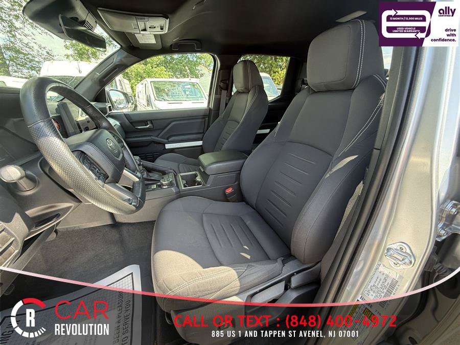 Used 2024 Toyota Tacoma TRD Off-Road AWD/4WD image 12
