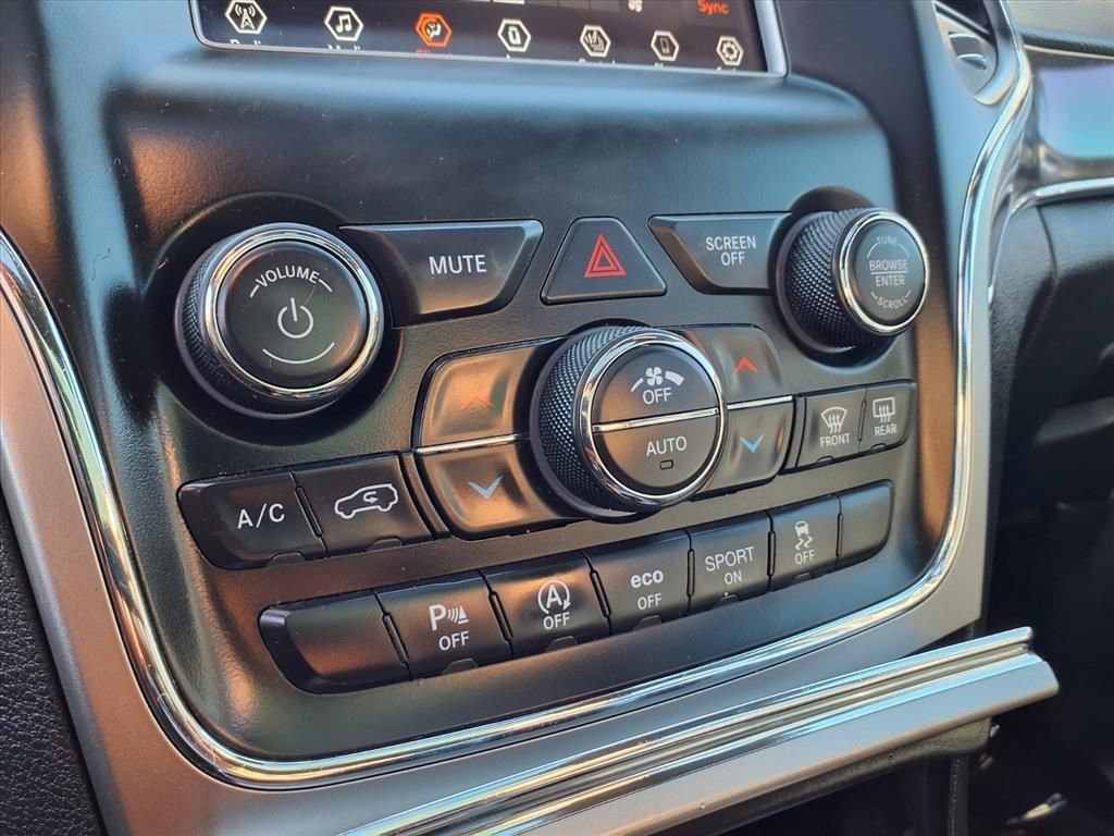 Used 2018 Jeep Grand Cherokee Limited image 8