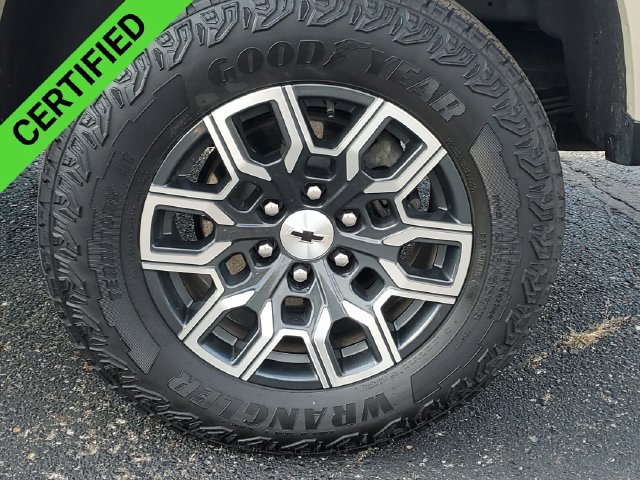 Certified 2023 Chevrolet Colorado Z71 w/ Z71 Convenience Package 2 AWD/4WD image 30