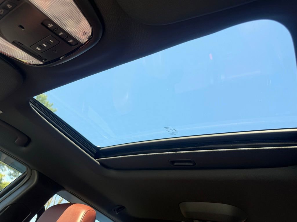 Used 2023 Dodge Durango R/T image 28