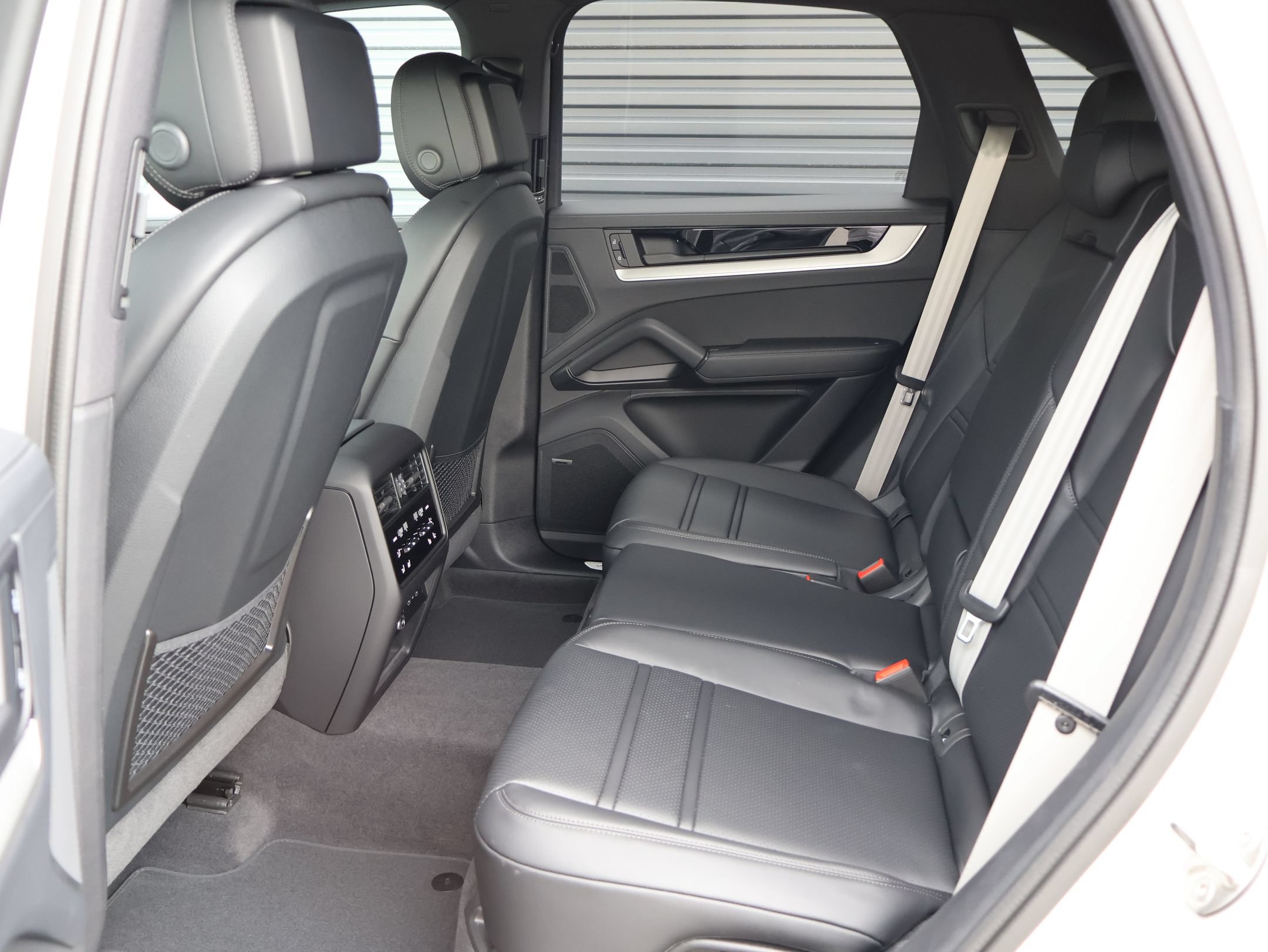 New 2026 Porsche Cayenne AWD/4WD image 26