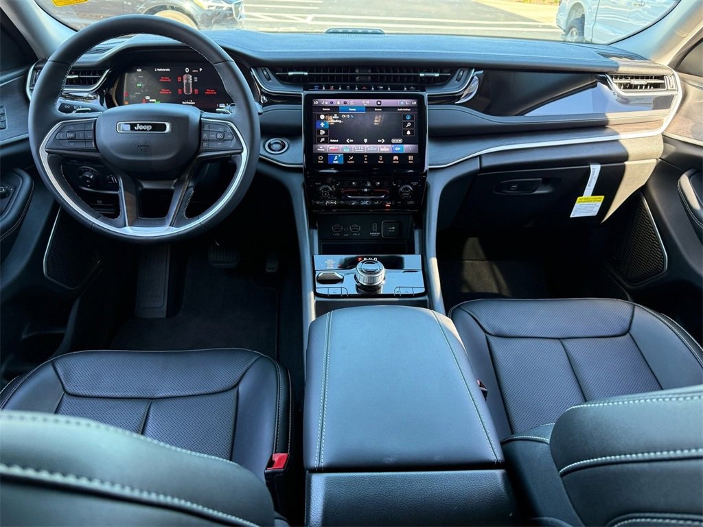 Used 2024 Jeep Grand Cherokee Limited 4xe w/ Luxury Tech Group II image 7