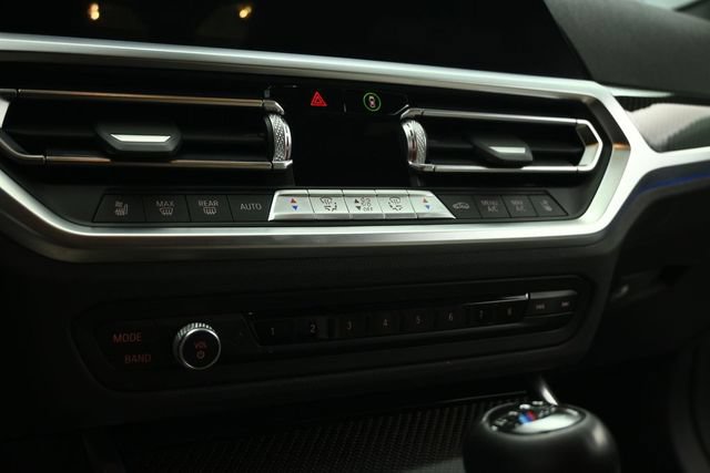 Used 2022 BMW M4 Coupe RWD image 46