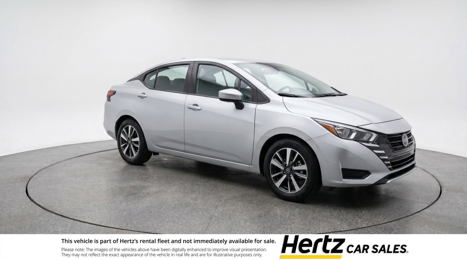 Used 2025 Nissan Versa SV image 1