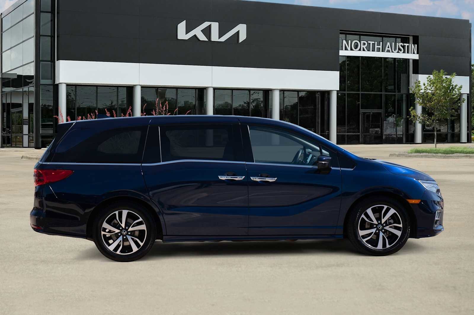 Used 2020 Honda Odyssey Elite image 7