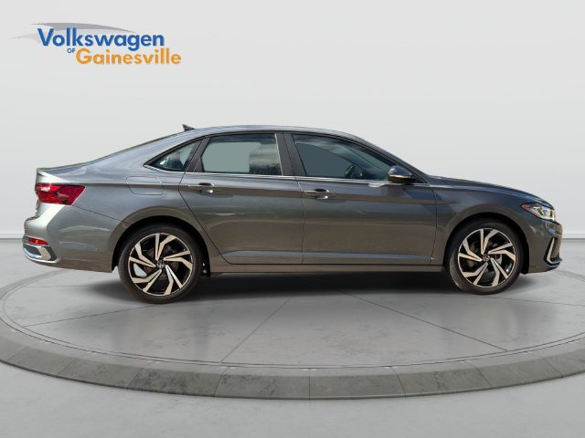 New 2027 Volkswagen Jetta SEL FWD image 2