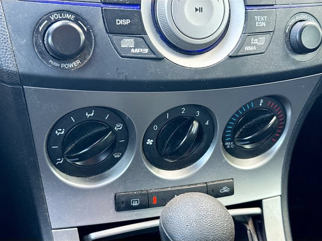 Used 2011 MAZDA MAZDA3 i Touring FWD image 16
