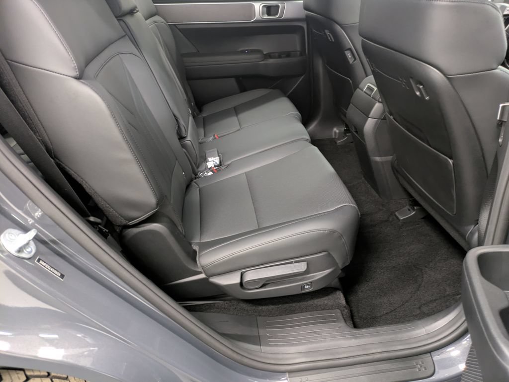 Used 2025 Hyundai Santa Fe XRT AWD/4WD image 25