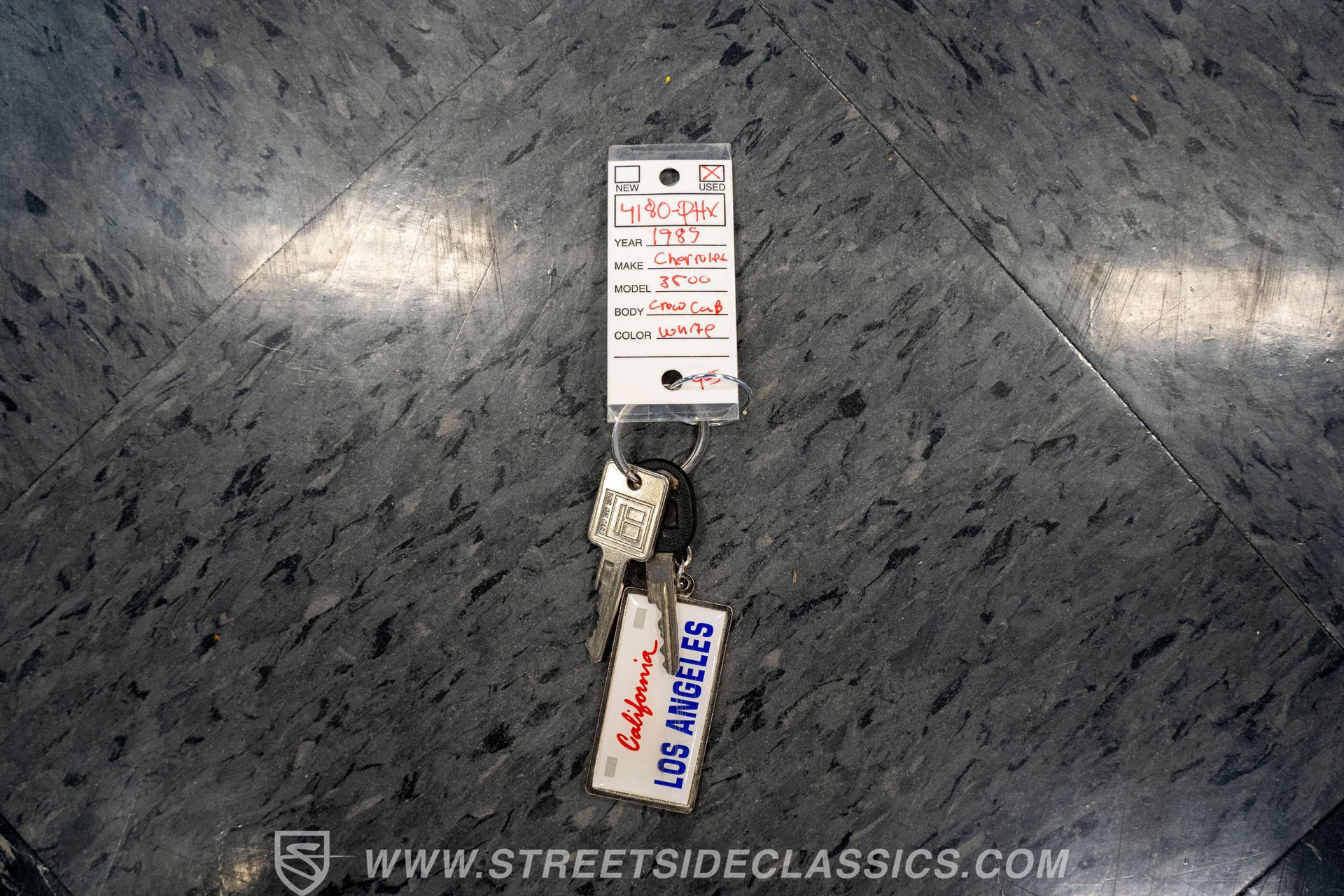 Used 1989 Chevrolet Silverado 3500 2WD Extended Cab image 5