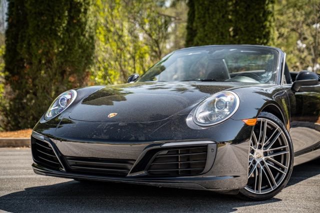 Used 2019 Porsche 911 Carrera image 2