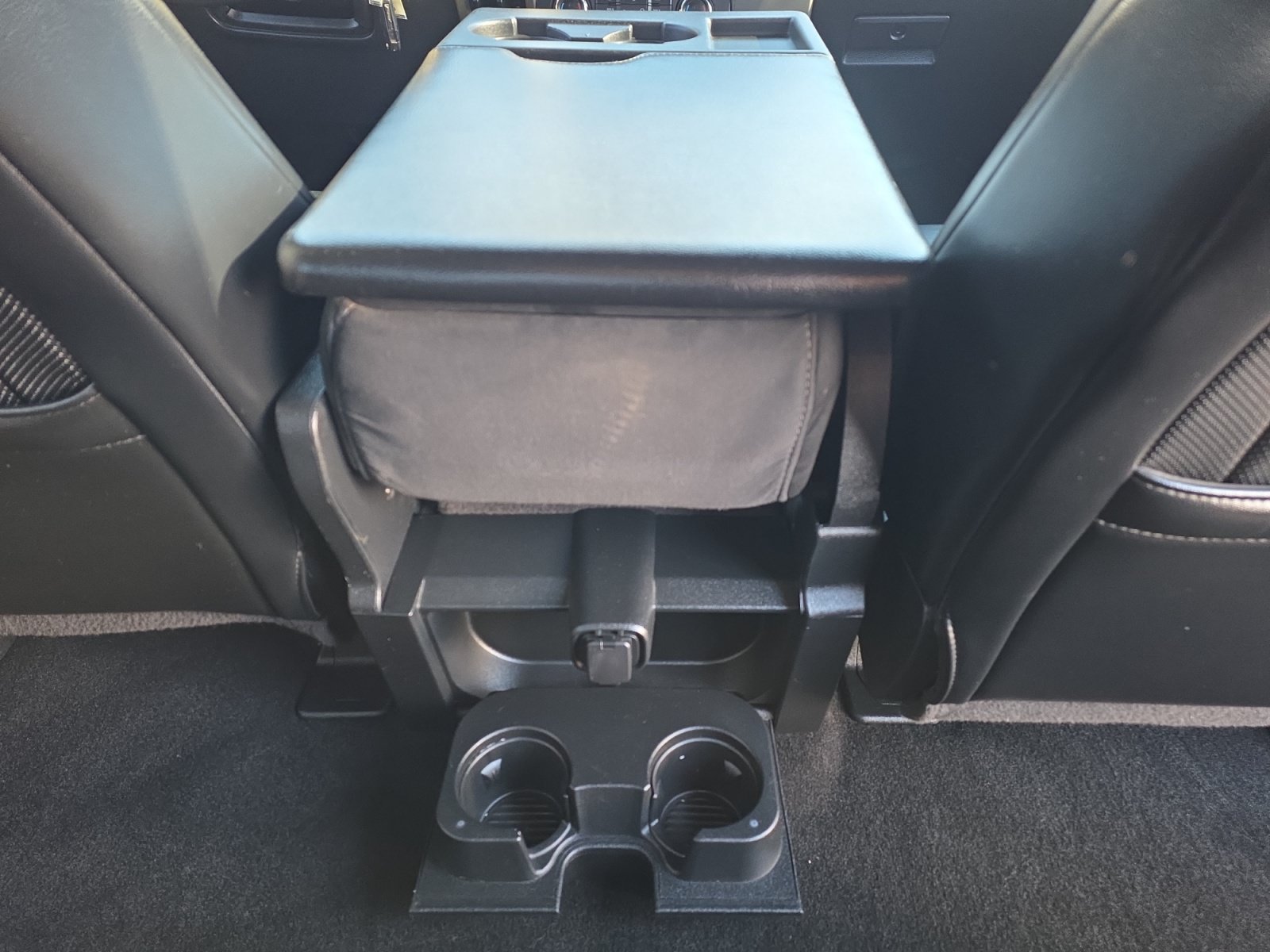 Used 2019 Ford F350 Lariat w/ Lariat Value Package AWD/4WD image 14