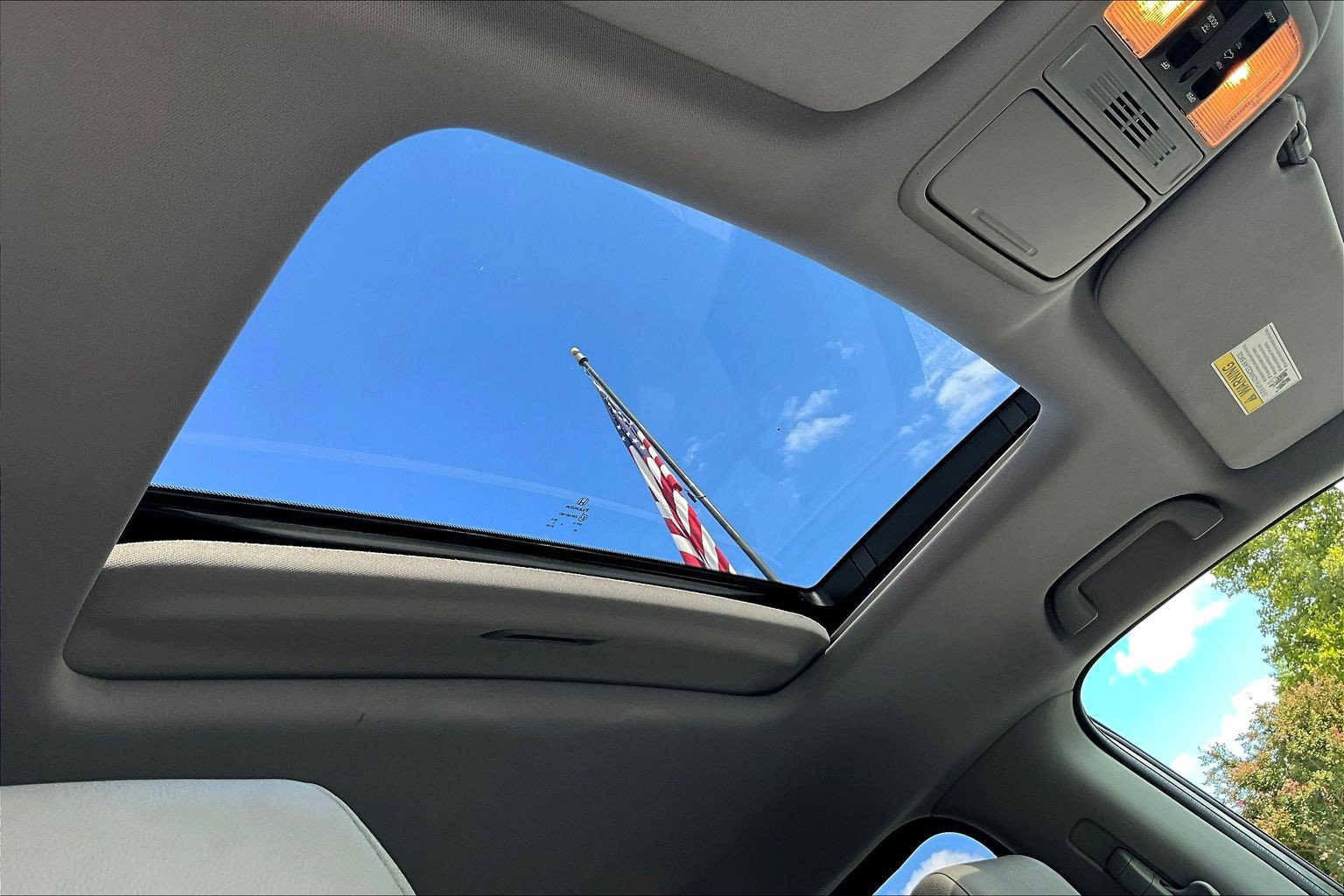 Used 2018 Honda Odyssey EX-L image 17