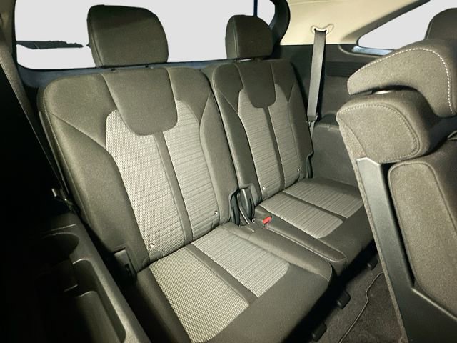 Used 2024 Kia Sorento LX image 25
