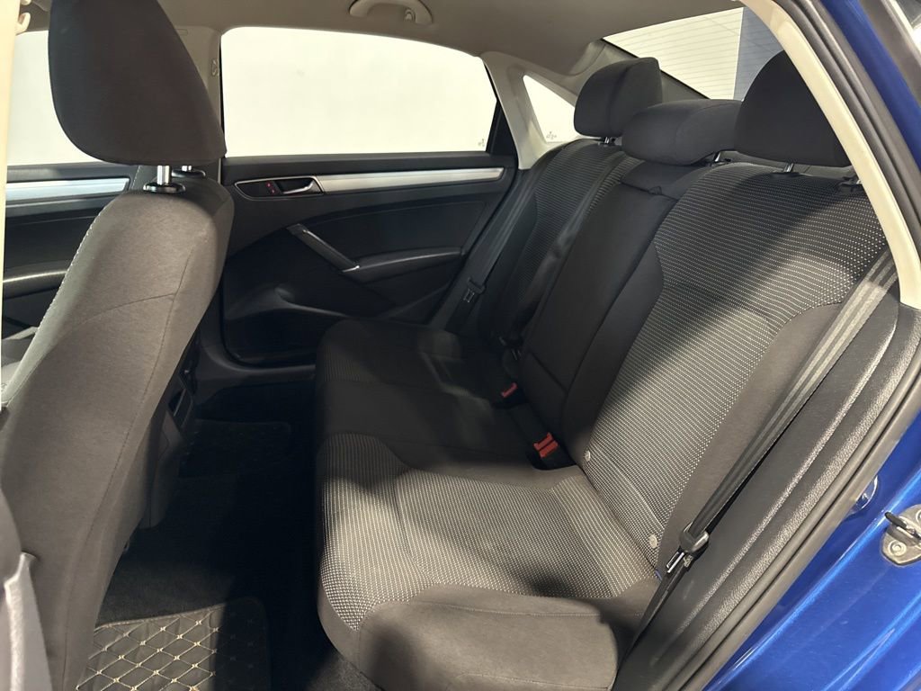 Used 2017 Volkswagen Passat 1.8T S FWD image 29