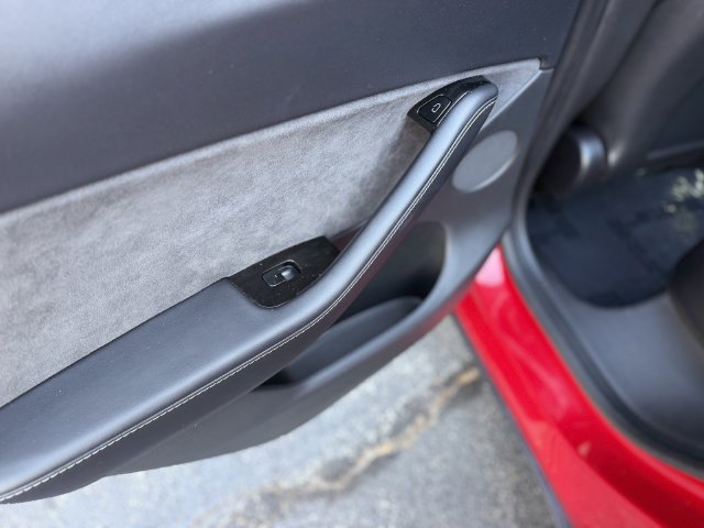 Used 2020 Tesla Model Y Long Range AWD/4WD image 18