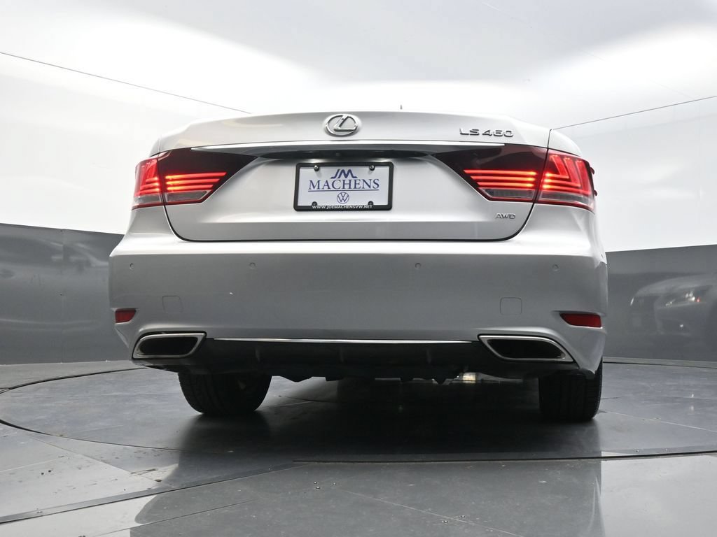 Used 2013 Lexus LS 460 AWD w/ F-Sport Pkg image 29