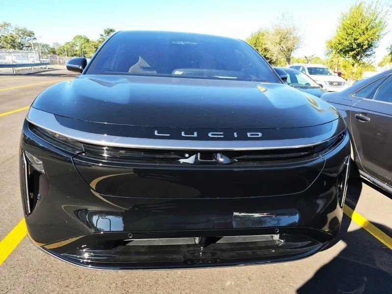 Used 2026 Lucid Gravity Dream image 2
