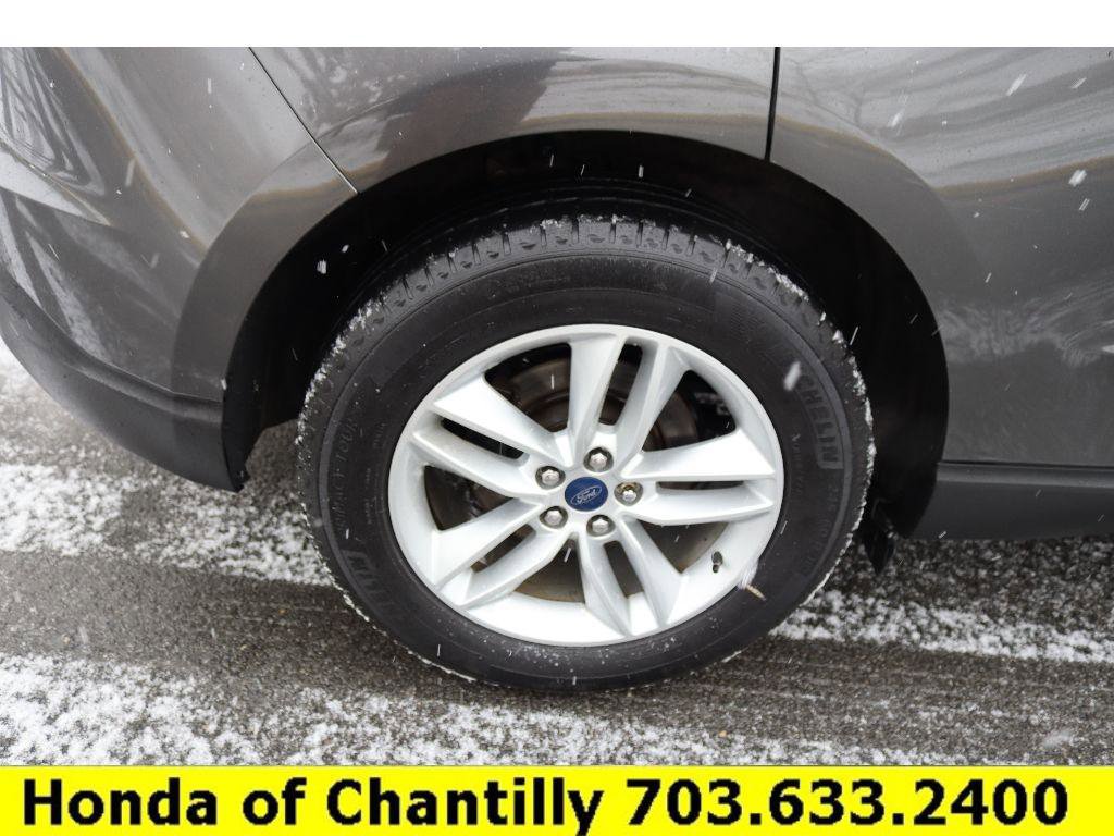 Used 2015 Ford Edge SEL image 26
