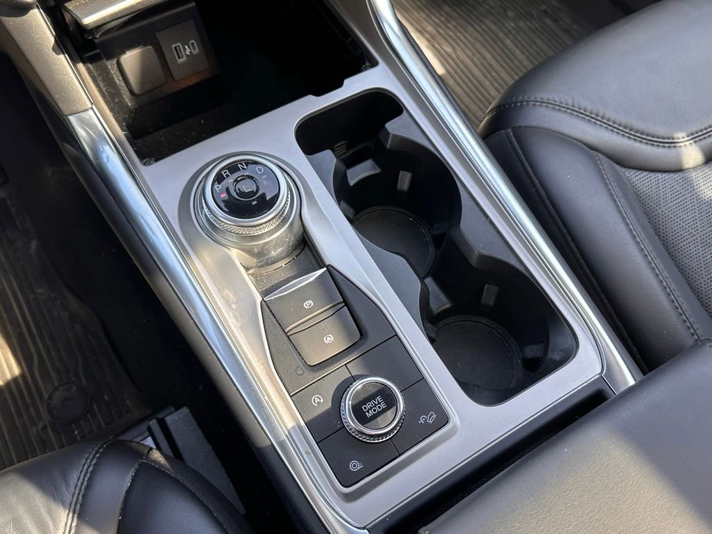 Certified 2023 Ford Explorer Platinum w/ Technology Package image 33