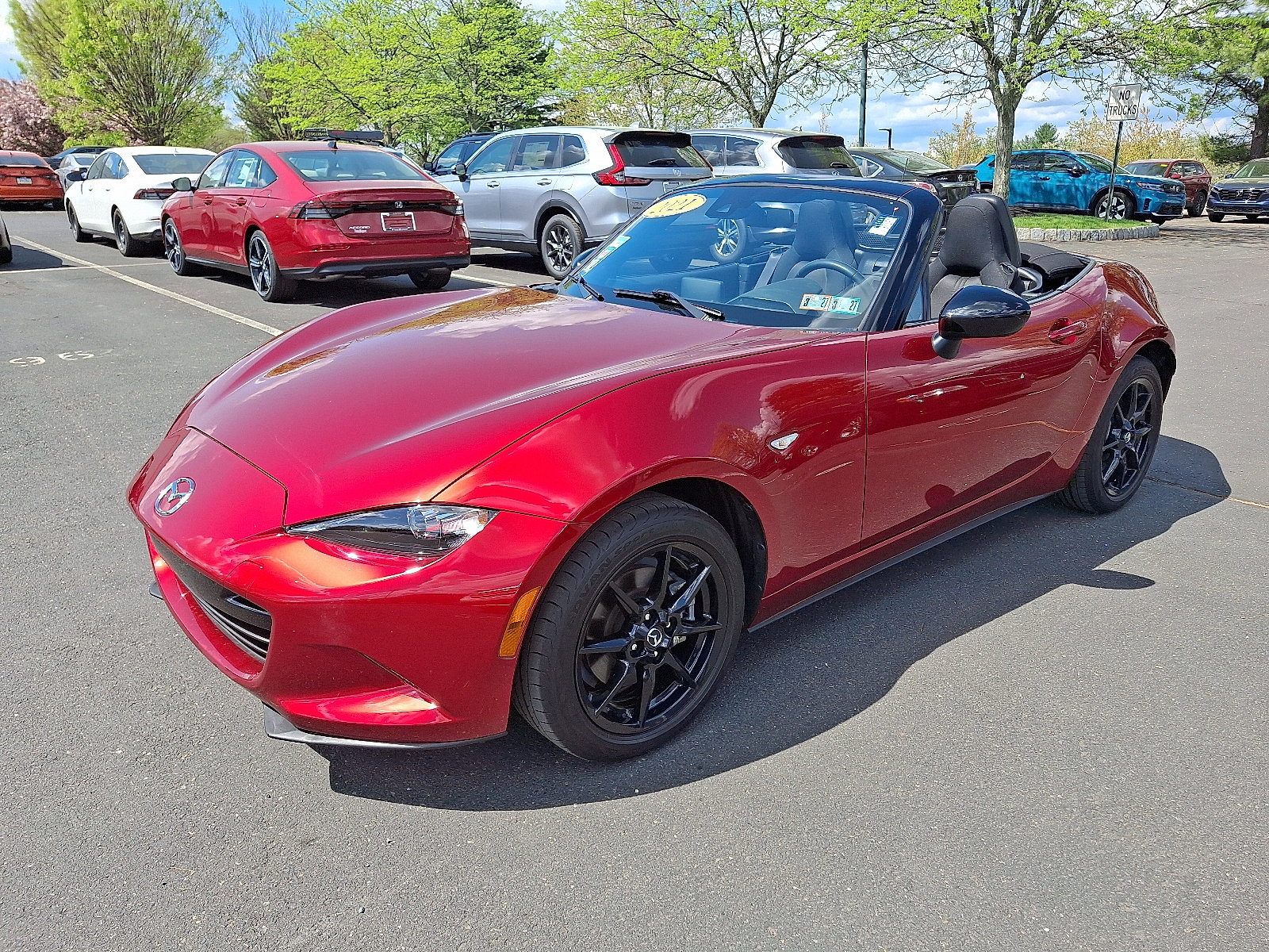 Used 2021 MAZDA MX-5 Miata Sport image 3