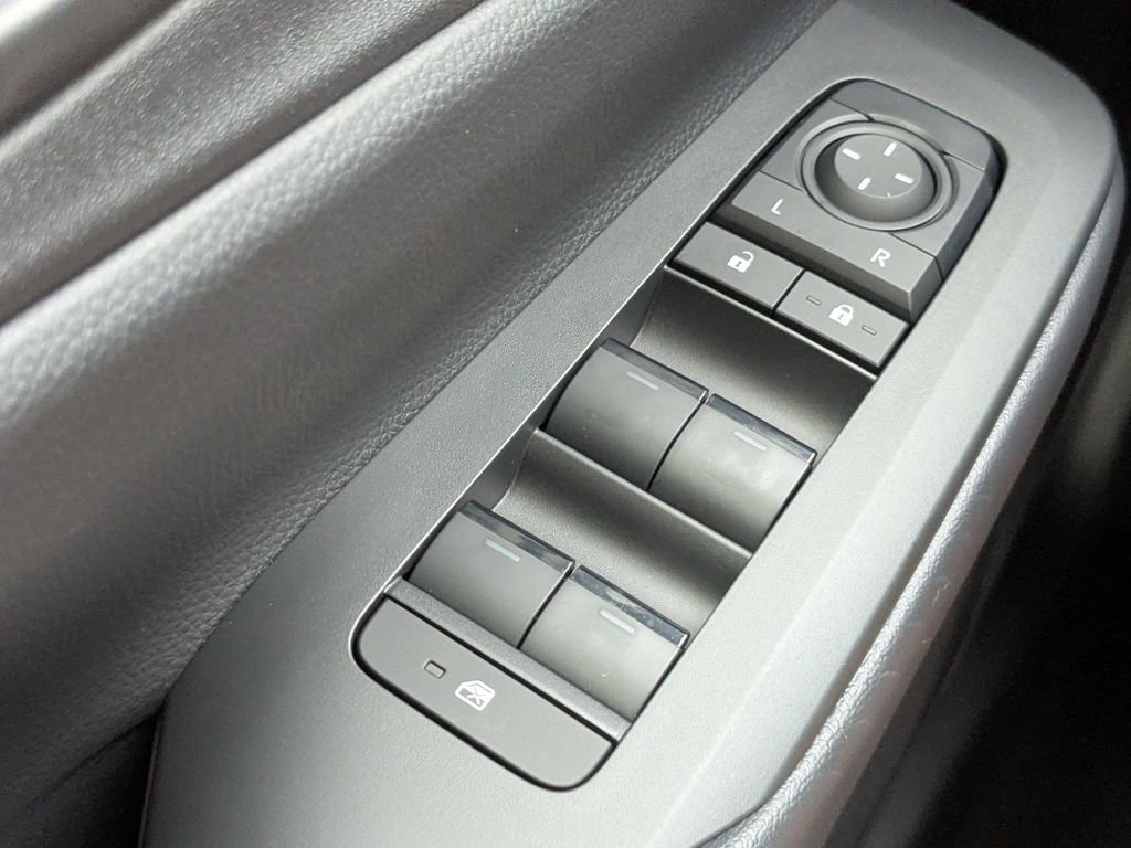 New 2026 Toyota Prius Plug-In Hybrid FWD image 22