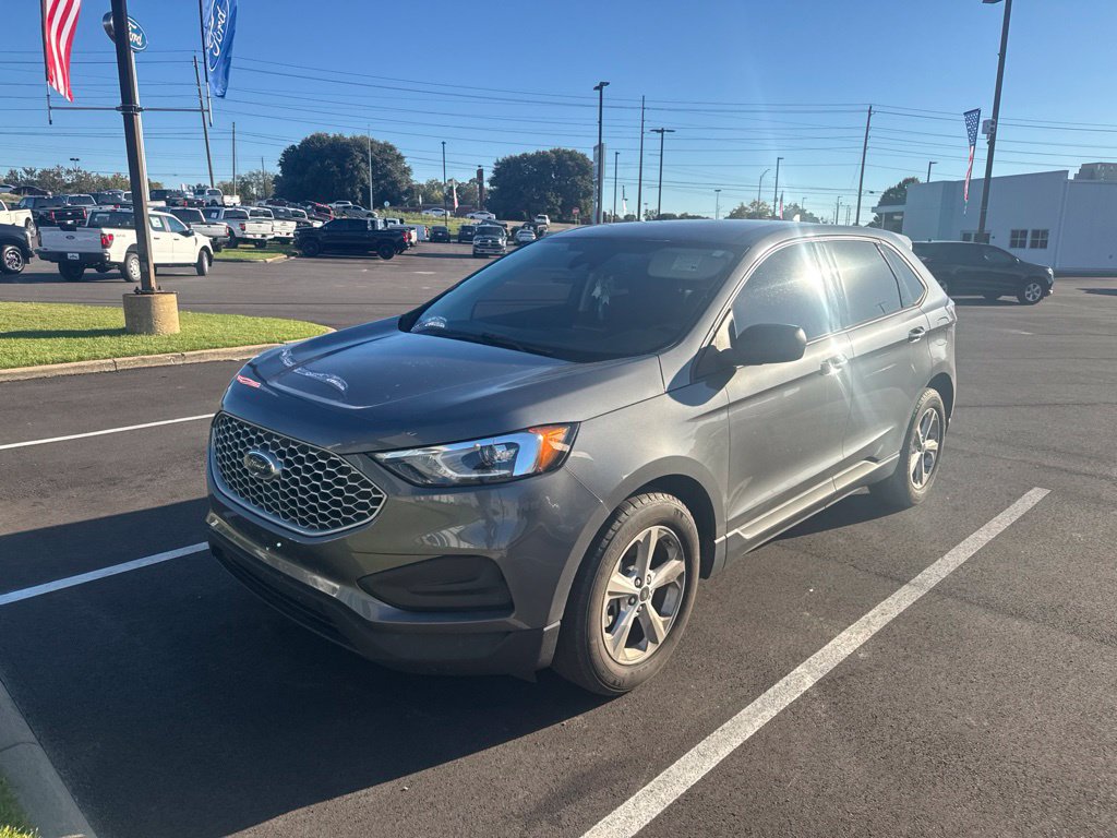 Used 2024 Ford Edge SE AWD/4WD image 4