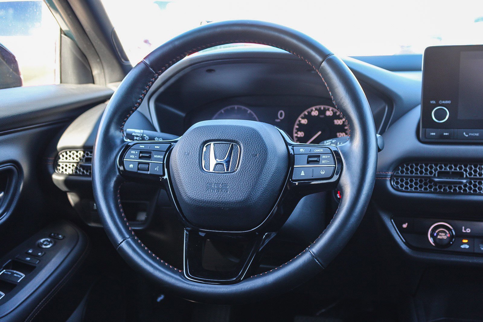 Certified 2025 Honda HR-V Sport image 16