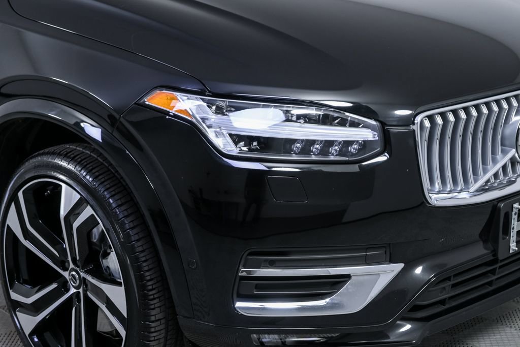 Certified 2024 Volvo XC90 B6 Ultimate w/ Protection Package image 39