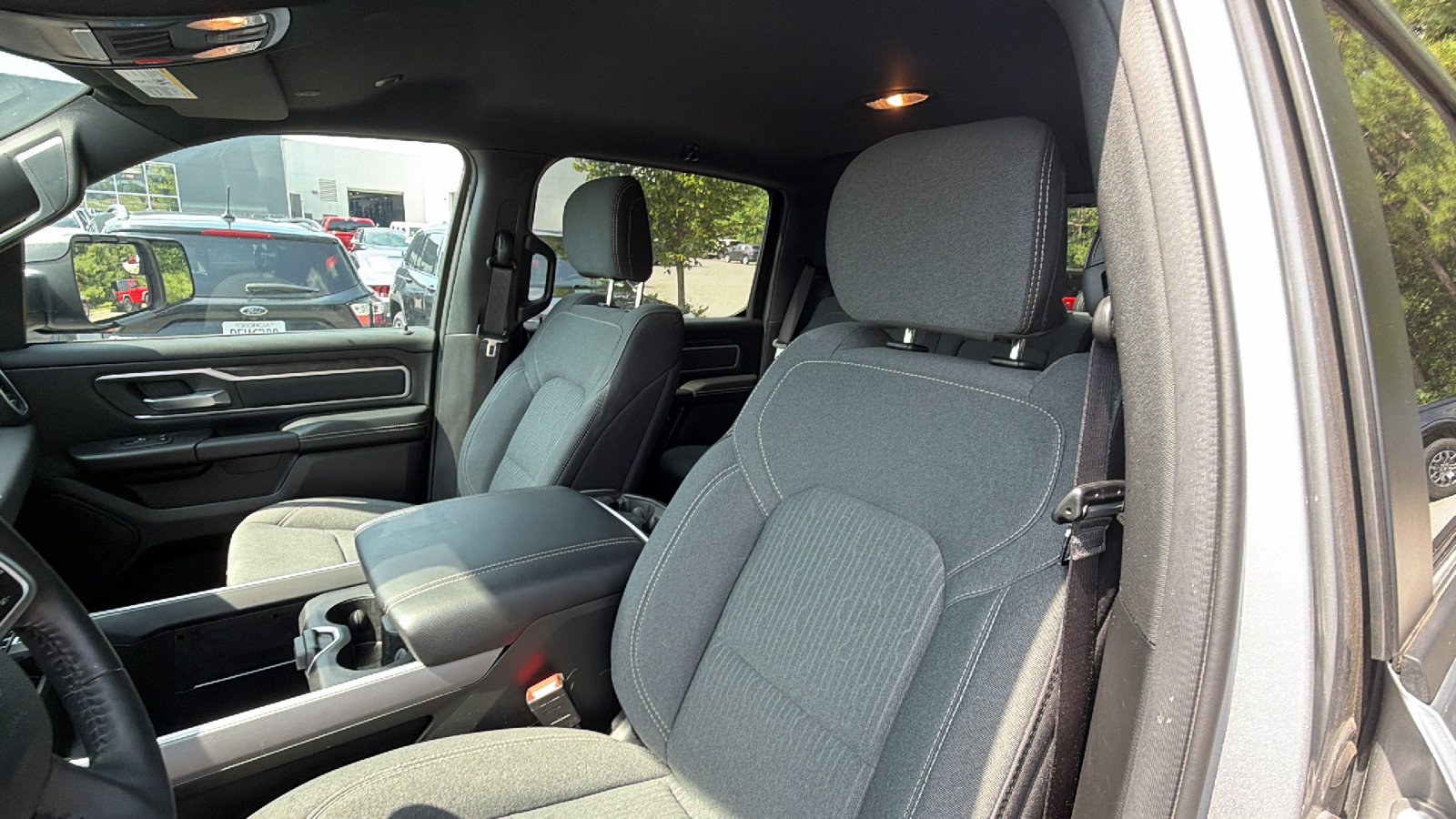 Used 2023 RAM 1500 Big Horn AWD/4WD image 16