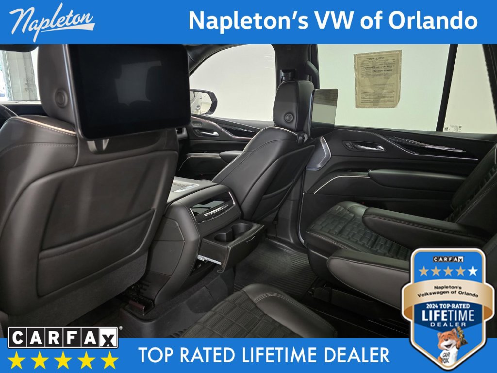 Used 2023 Cadillac Escalade V w/ LPO, ONYX Package AWD/4WD image 19