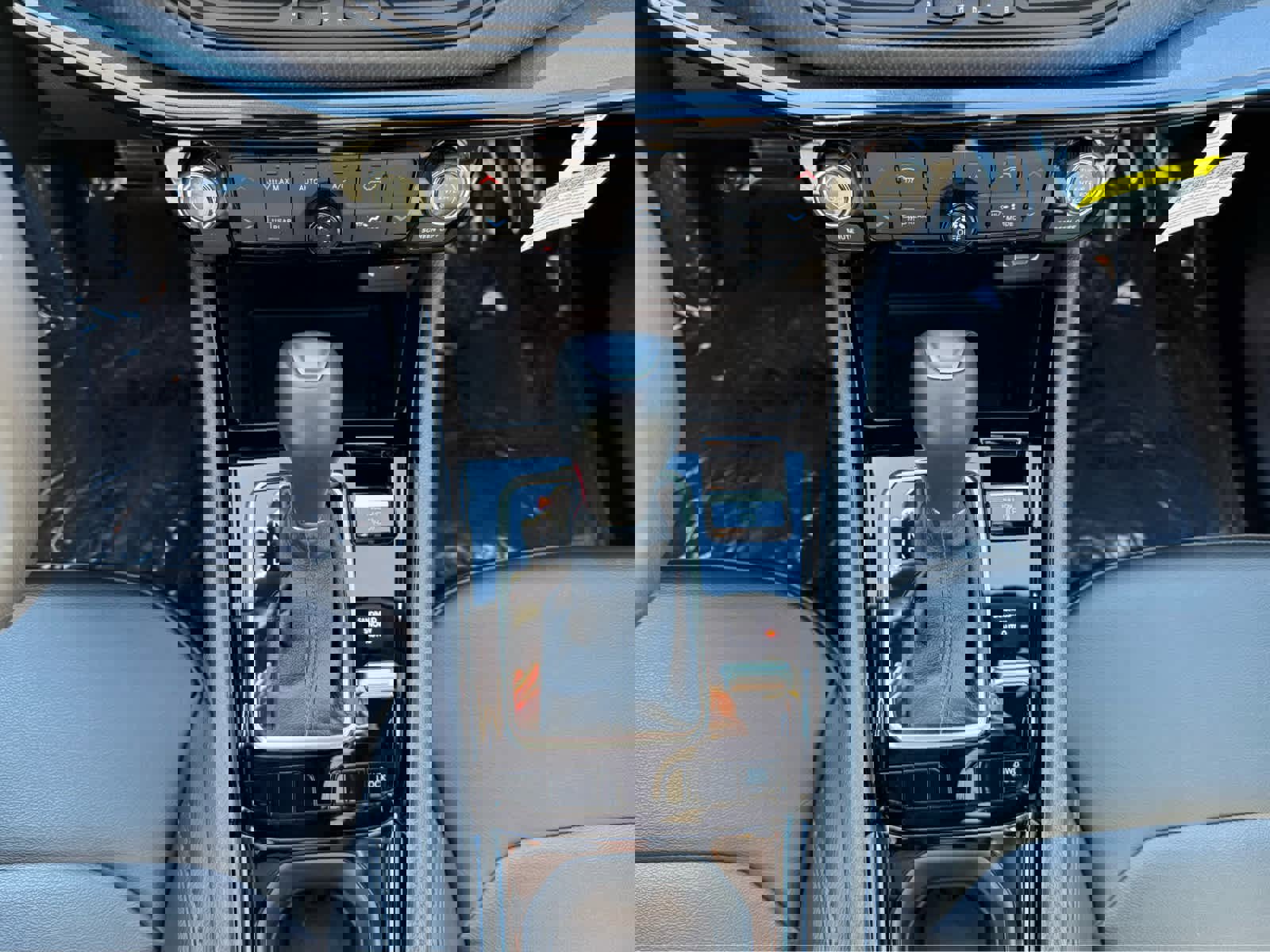 Used 2026 Jeep Compass Limited image 24