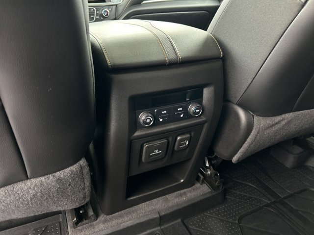Used 2019 Chevrolet Traverse Premier w/ LPO, Floor Liner Package AWD/4WD image 25