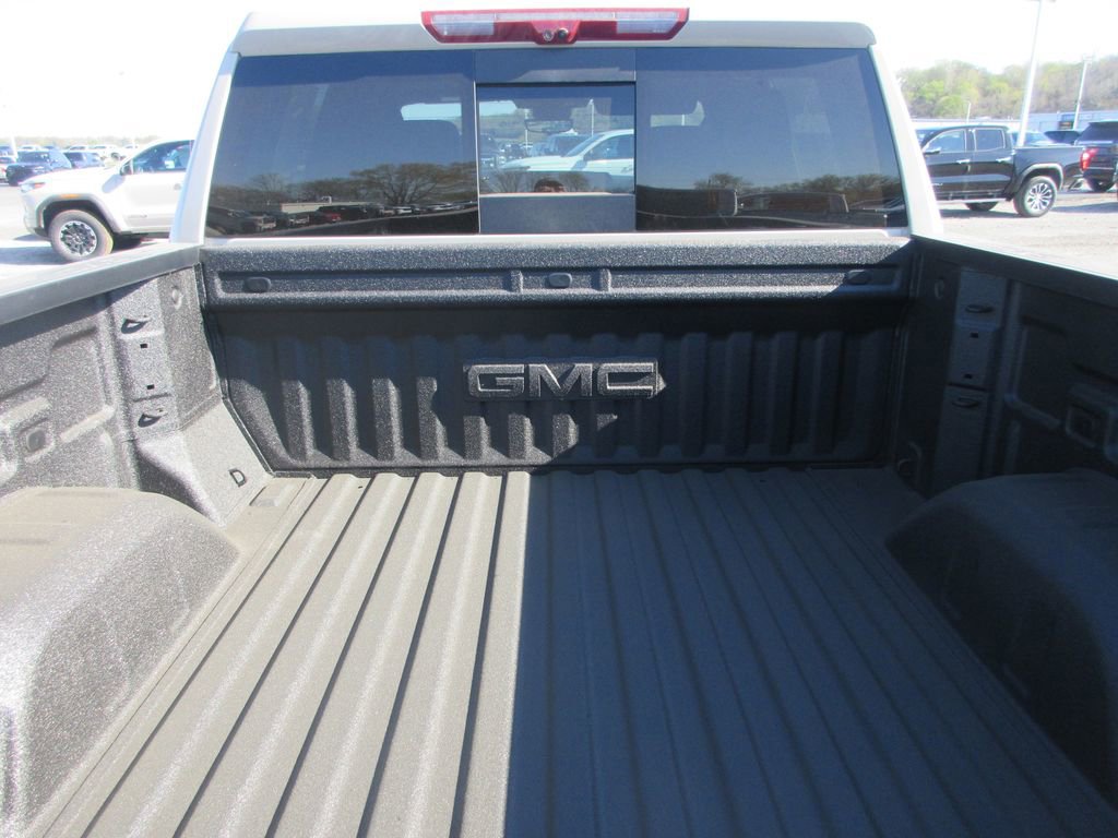 New 2026 GMC Sierra 1500 AT4 image 7