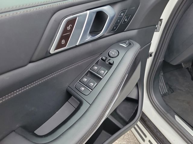 Used 2024 BMW X5 xDrive40i image 11