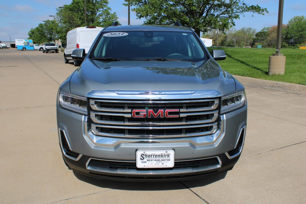 Used 2023 GMC Acadia SLE w/ Driver Convenience Package AWD/4WD image 2
