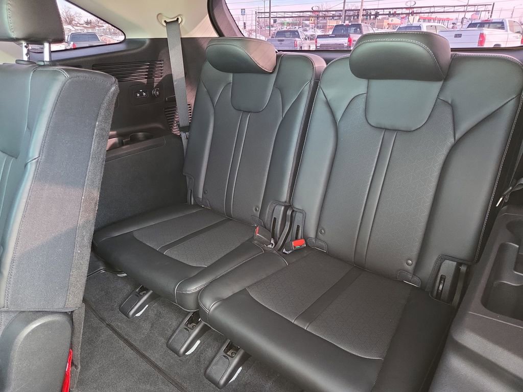 Used 2022 Kia Sorento S w/ Panoramic Sunroof Package image 31