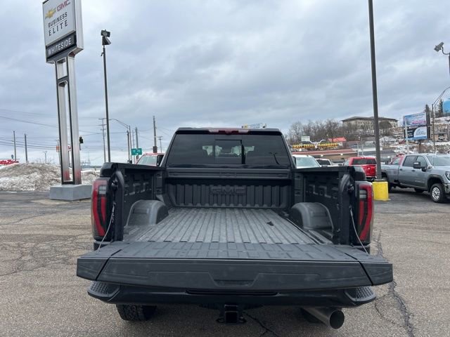 New 2026 GMC Sierra 2500 AT4 w/ Technology Package AWD/4WD image 19