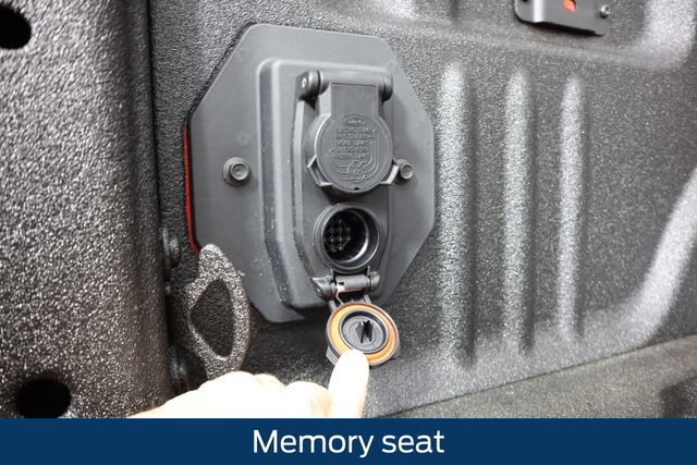 New 2026 Ford F350 Lariat w/ Black Appearance Package image 34