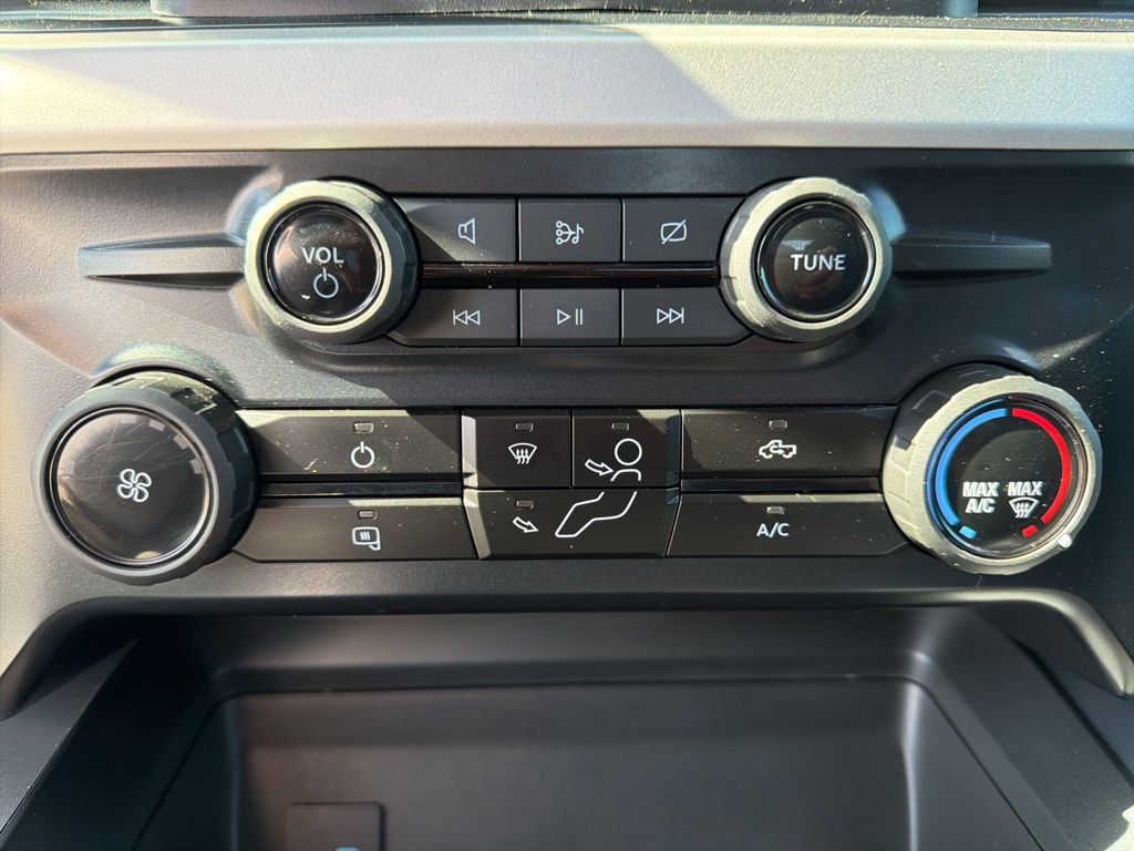 Used 2024 Ford F250 XLT w/ FX4 Off-Road Package AWD/4WD image 41