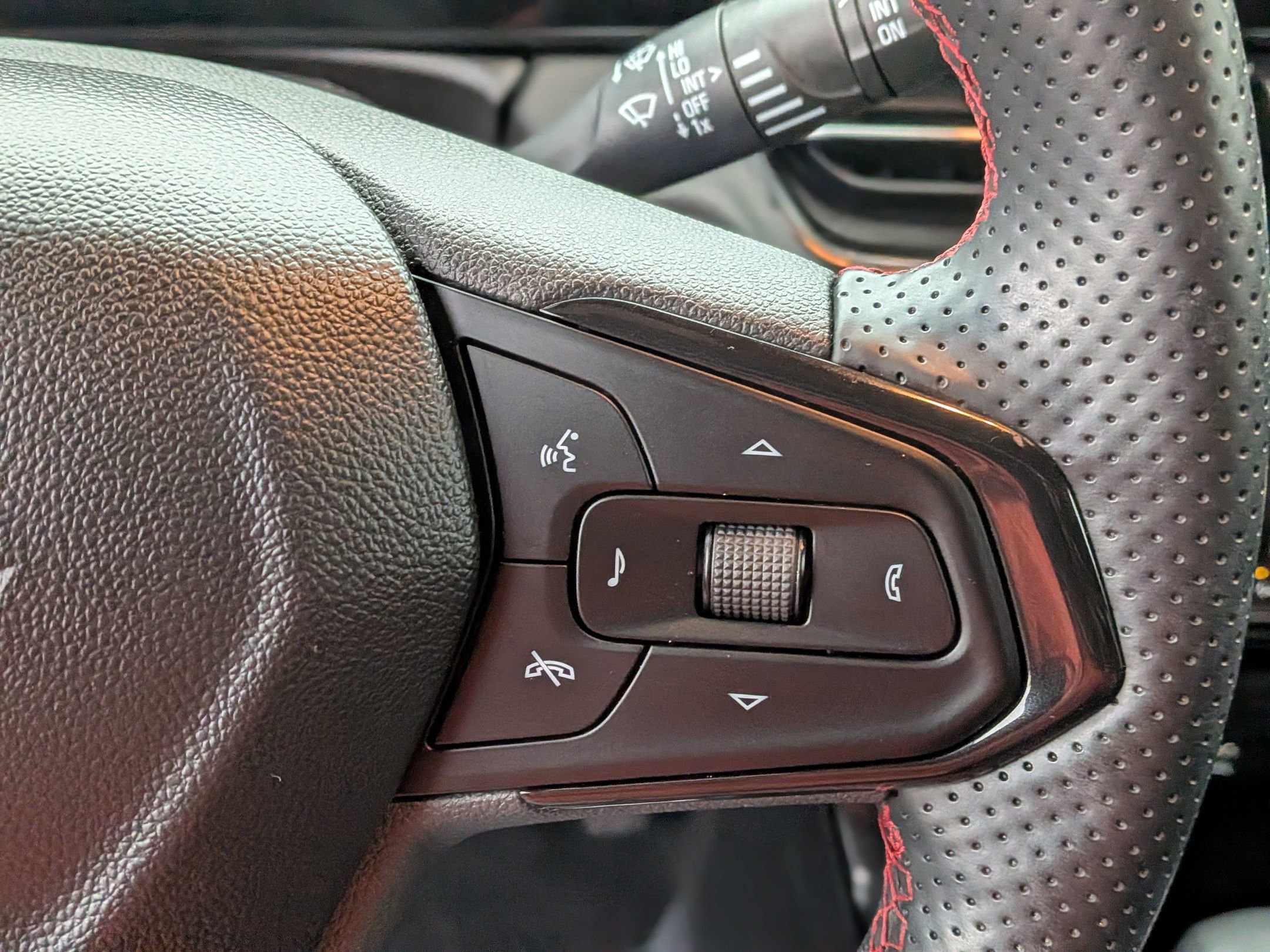 Certified 2024 Chevrolet TrailBlazer RS image 23