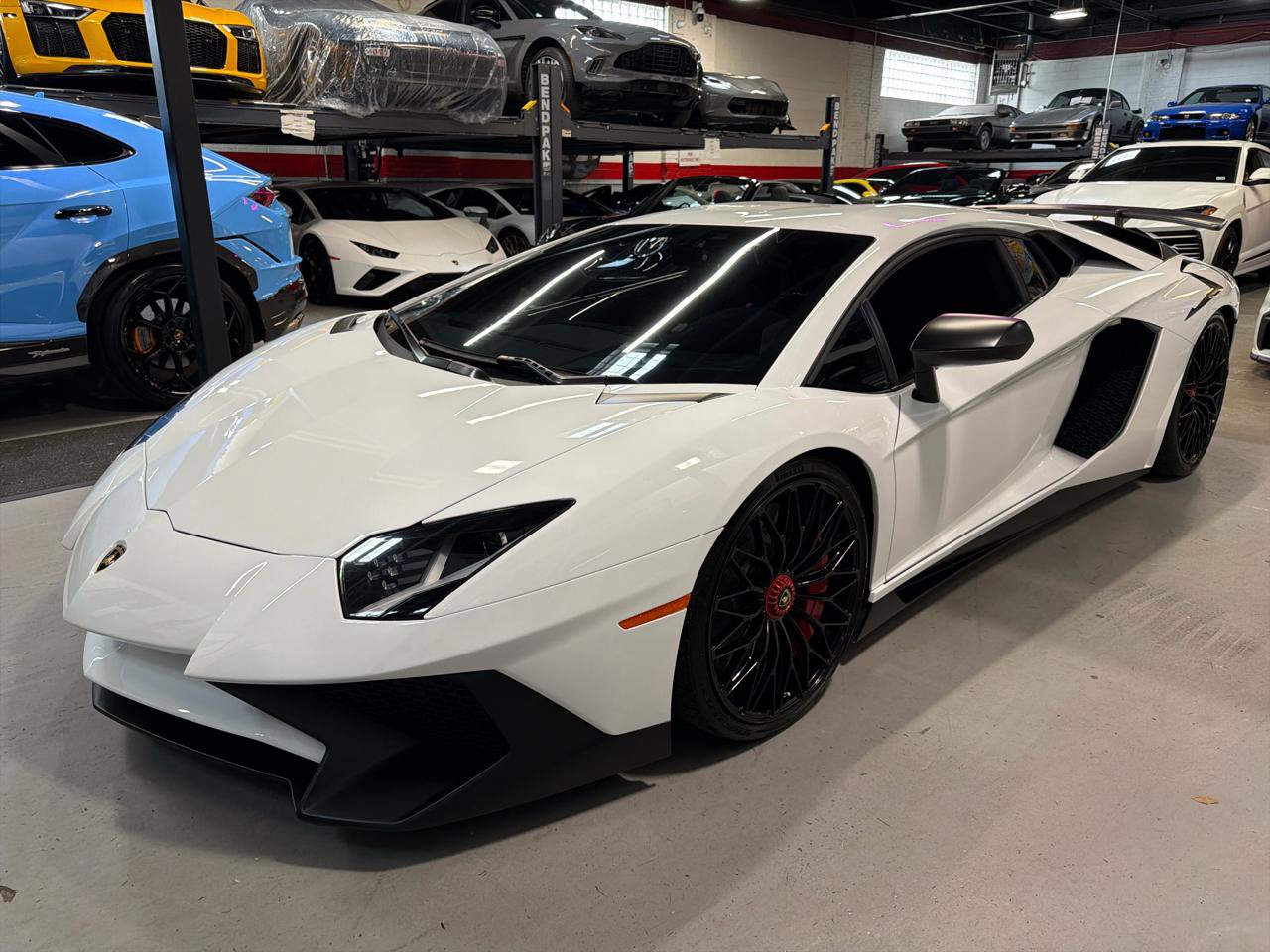 Used 2016 Lamborghini Aventador LP 750-4 Superveloce image 10