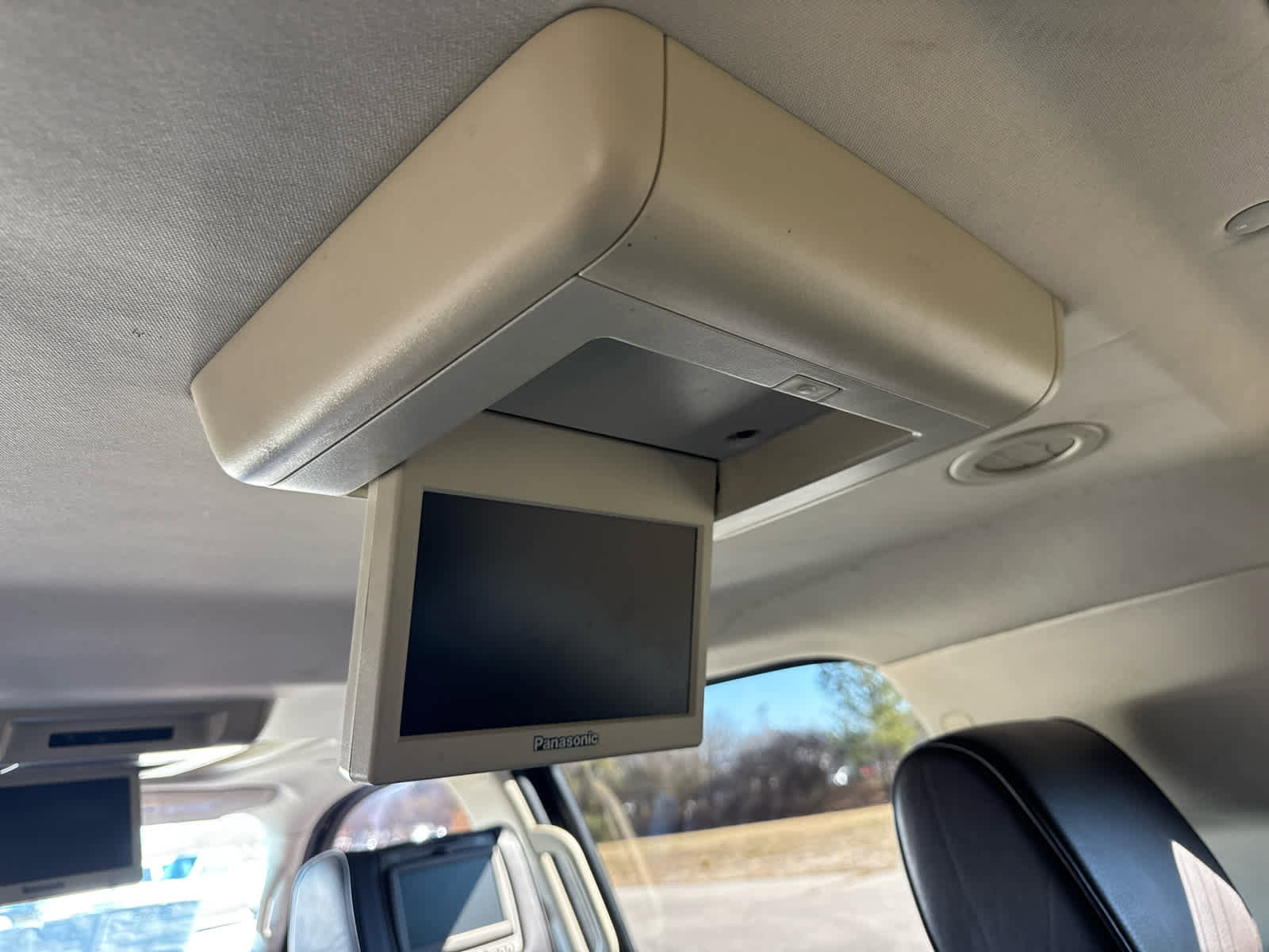 Used 2014 Cadillac Escalade ESV Platinum image 23