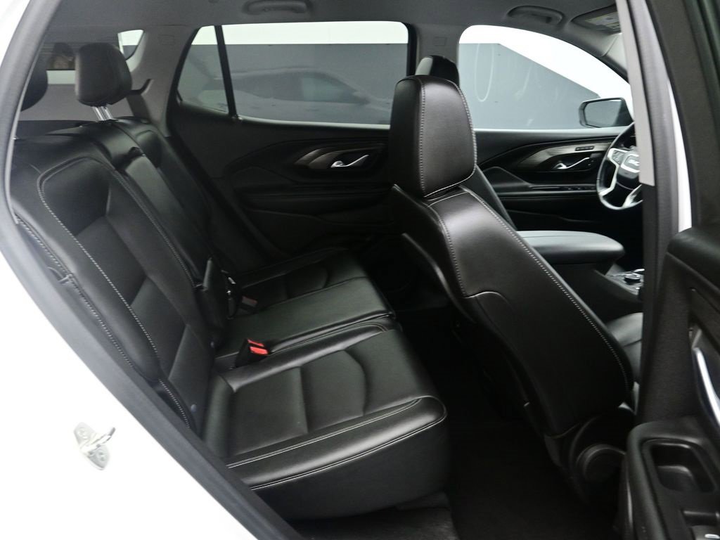 Used 2024 GMC Terrain SLT image 22
