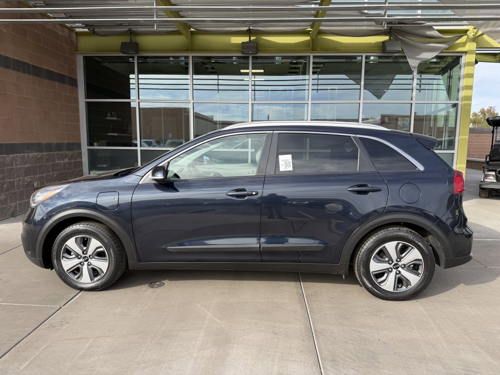 Used 2019 Kia Niro EX Premium w/ Sunroof Package FWD image 7