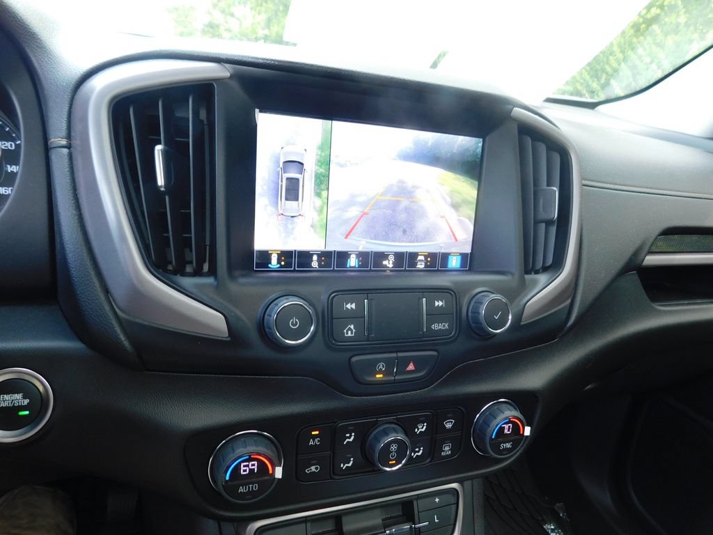 Certified 2024 GMC Terrain AT4 w/ Tech Package AWD/4WD image 6