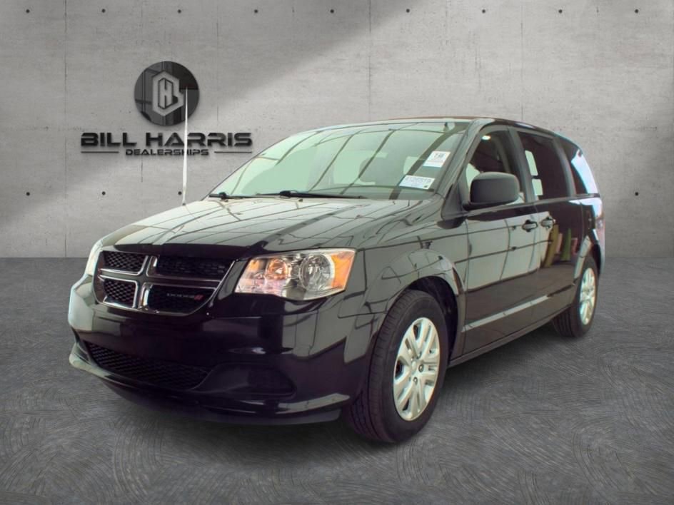 Used 2018 Dodge Grand Caravan SE FWD image 1